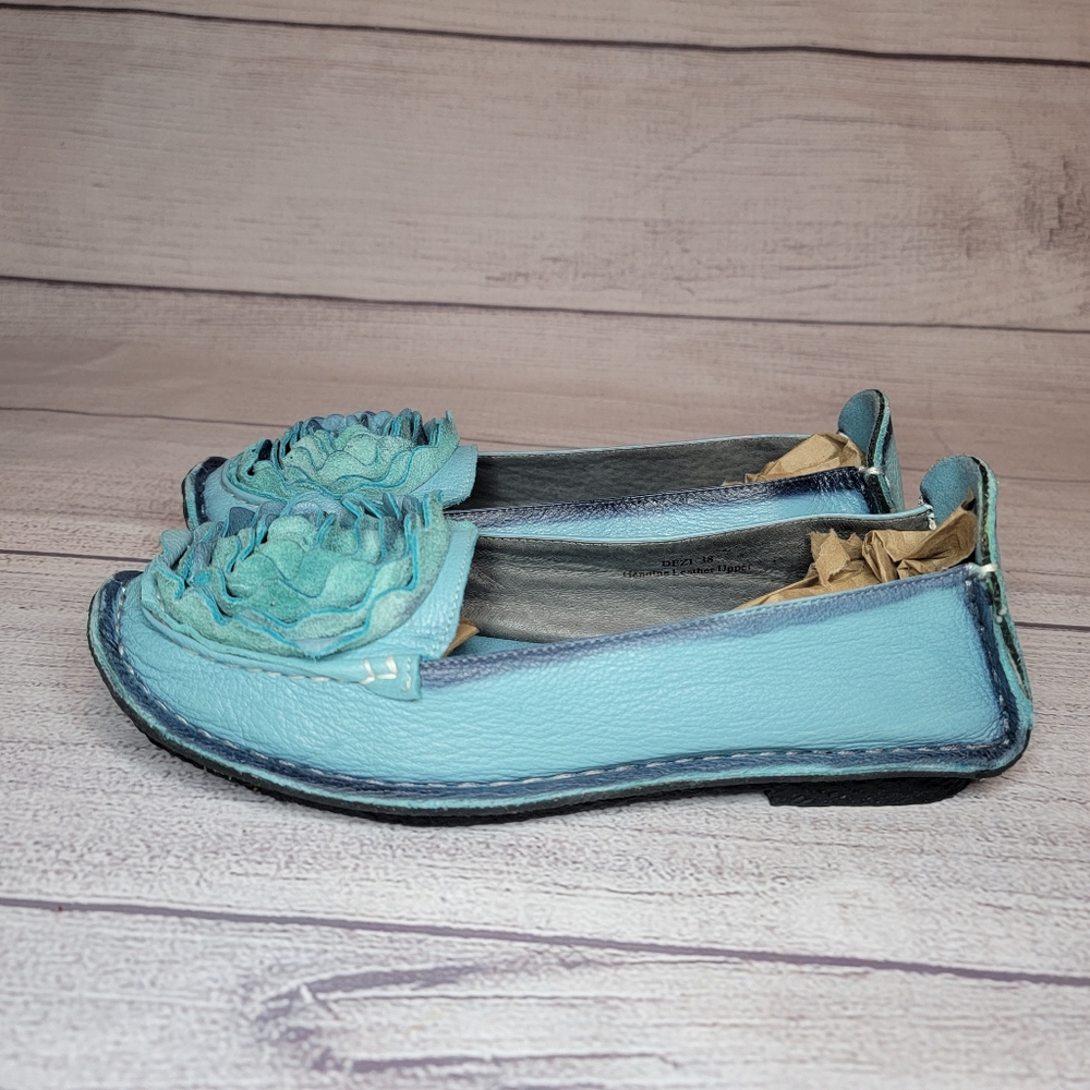 L'Artiste by Spring Step Womens Dezi Slip-On Leather Flats Ombre Blue 38/ 7 -7.5